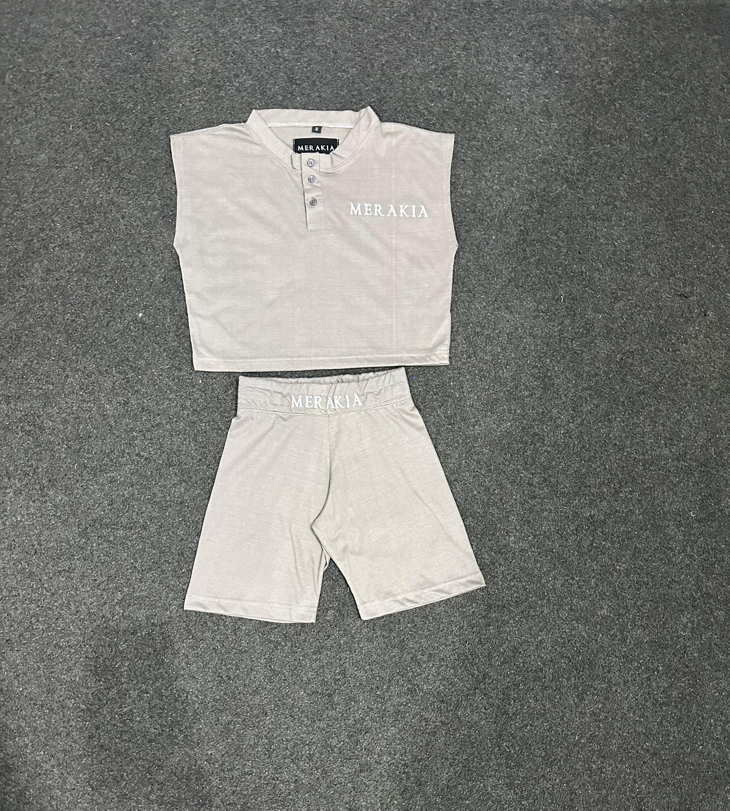 Merakia Sleeveless Women Biker Sets